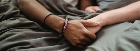 Gdzie dotykać faceta, aby go podniecić: Kompleksowy przewodnik po męskich strefach erogennych